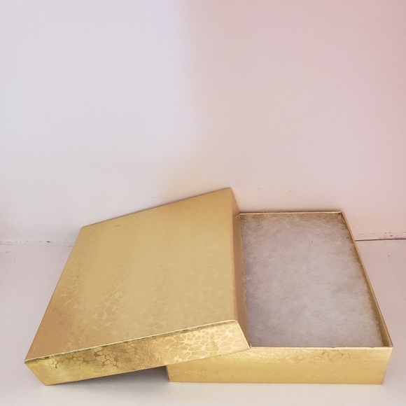 Vintage Golden Kitten With Pearl Yarn Ball Brooch Is A Free Gift With Purchase. - Picture 3 of 3